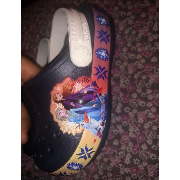 Crocs 6c - Picture 2 of 10